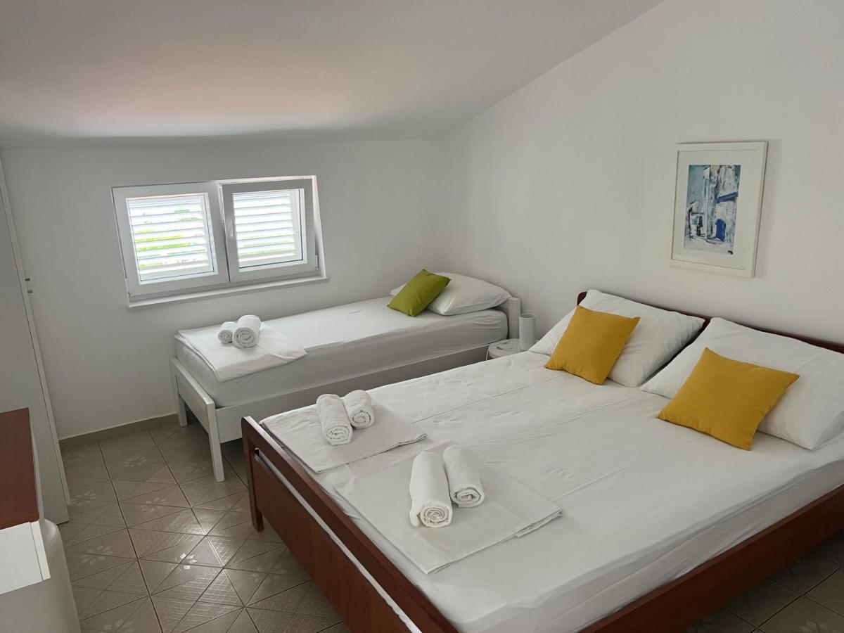 Apartments Xenia Pakoštane Kültér fotó